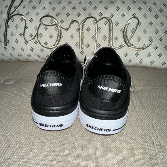 🚫SOLD🚫Skechers Foamies - Picture 4 of 8